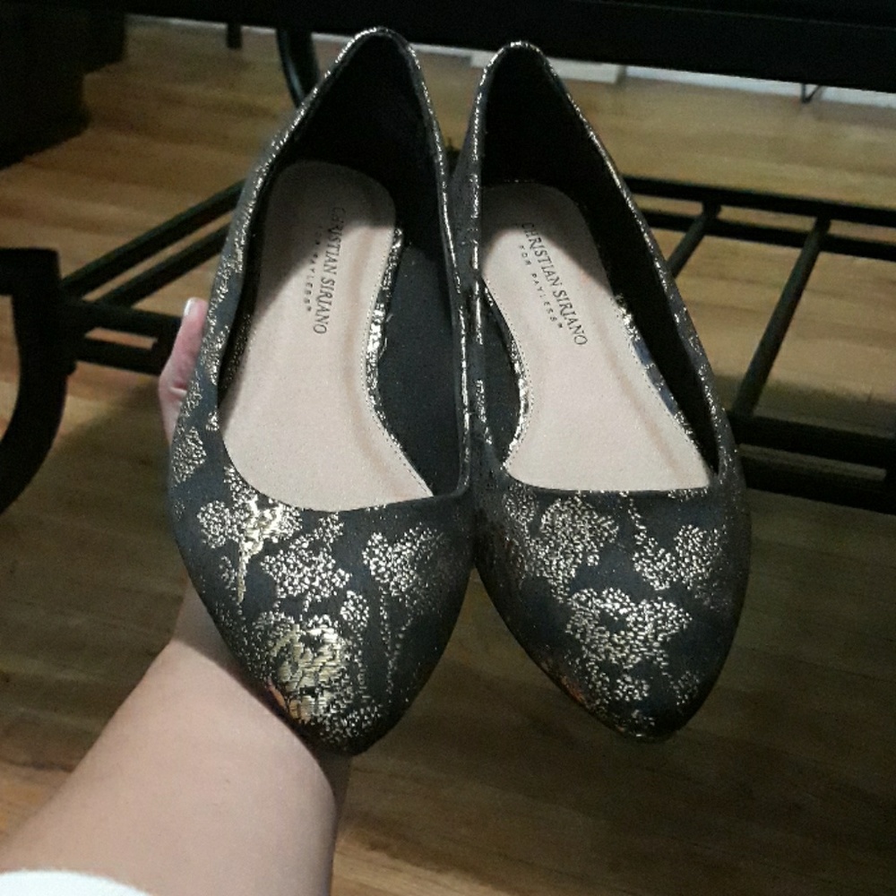 Black and Gold flats